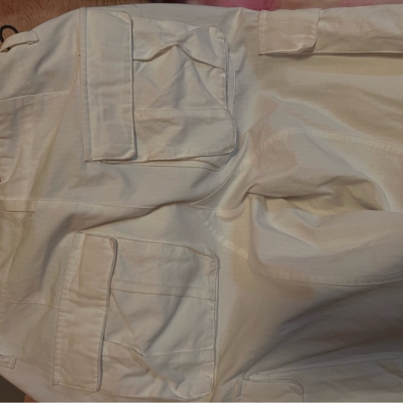 Pantalon minus Two vrai acheté sur le site à 250 il y a un an. taille Small - Picture 3 of 8